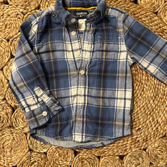 2T OshKosh Button Down Shirts - Picture 5 of 6